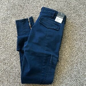J Brand Houlihan Low Rise Skinny Cargo Pants- NWT
